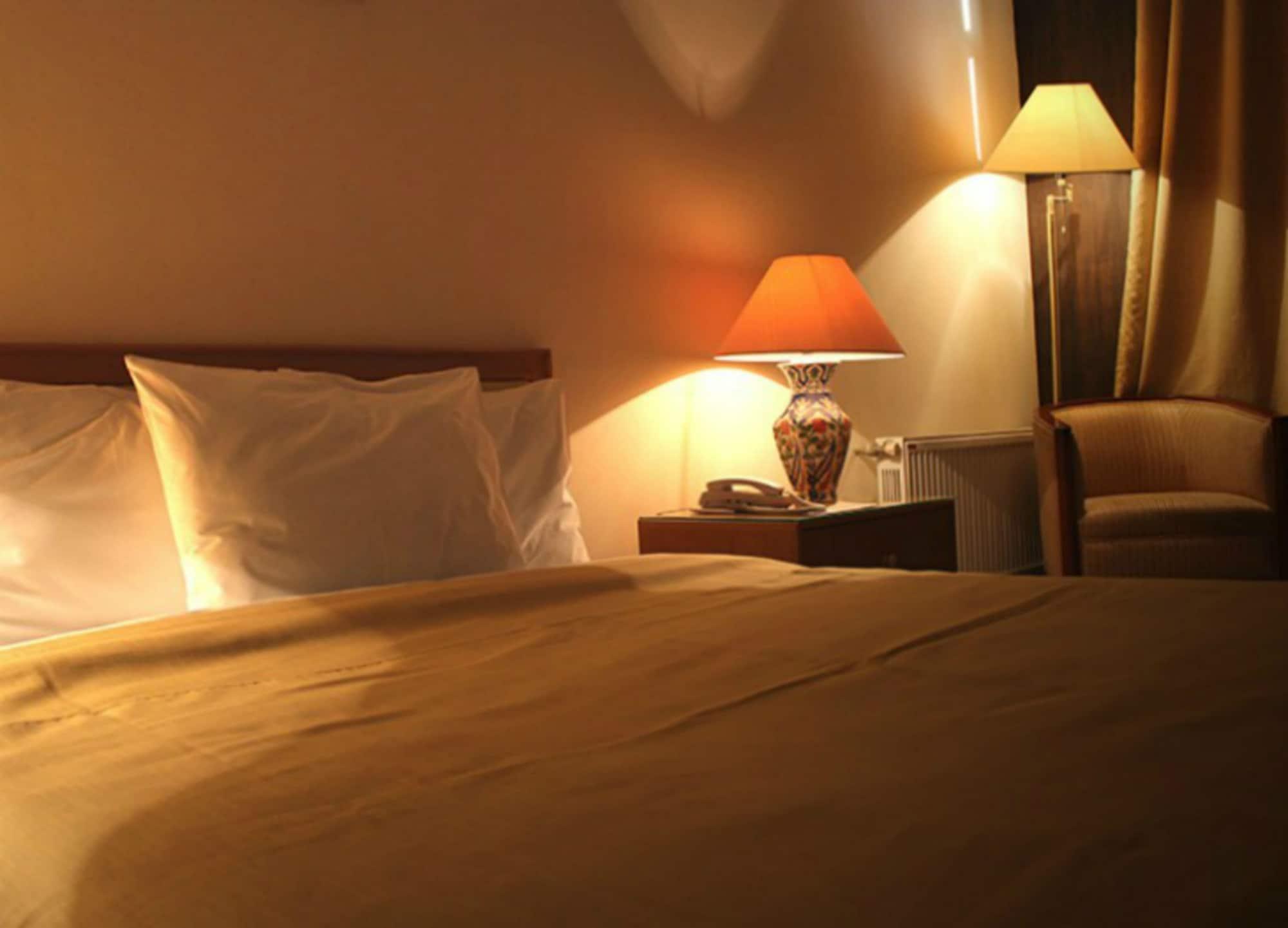 Sheki Saray Hotel Екстериор снимка